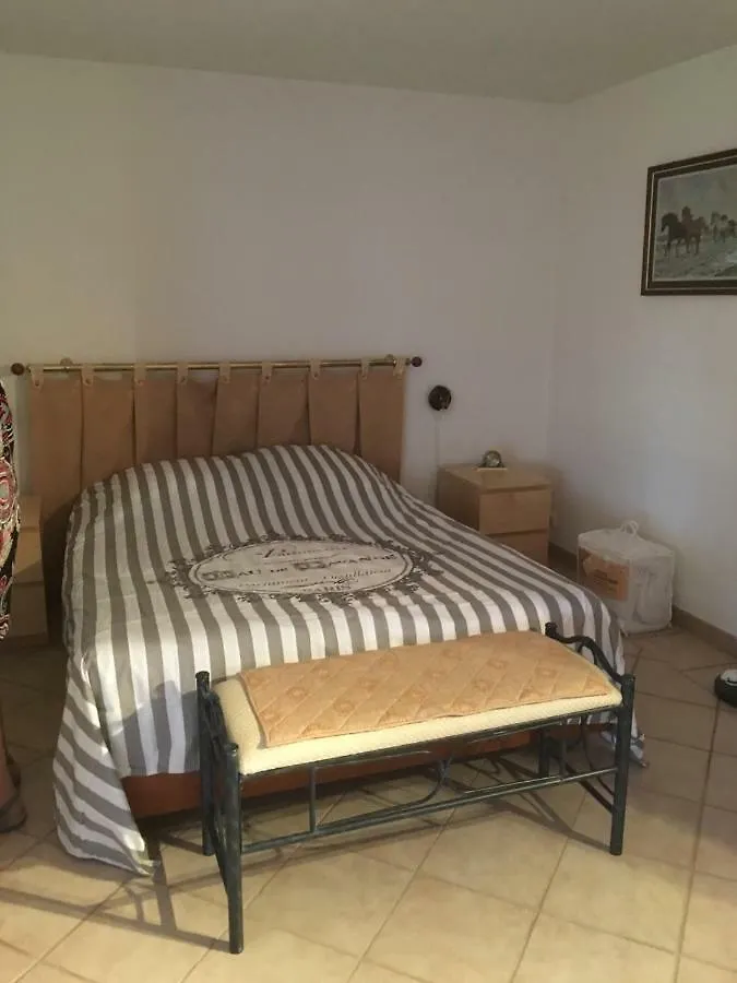 Appartement apt thalassa,vue mer, proche ville,au calme Le Lavandou France