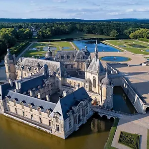 https://studio-le-jungle-roissy-cdg-parc-asterix-paris.fr-paris.fr